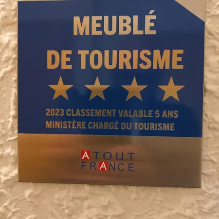 Appartement-terrasse Parking Prive Meuble De Tourisme 4 Etoiles Apartment *